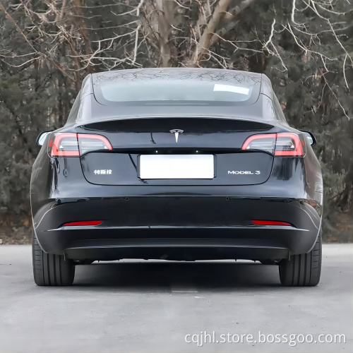 Tesla Modello 3 Black Electric Car Endurance Coppia di auto a veicoli elettrici Max Velocità 261 km/h con batteria a lama 675 km Nuova auto energetica